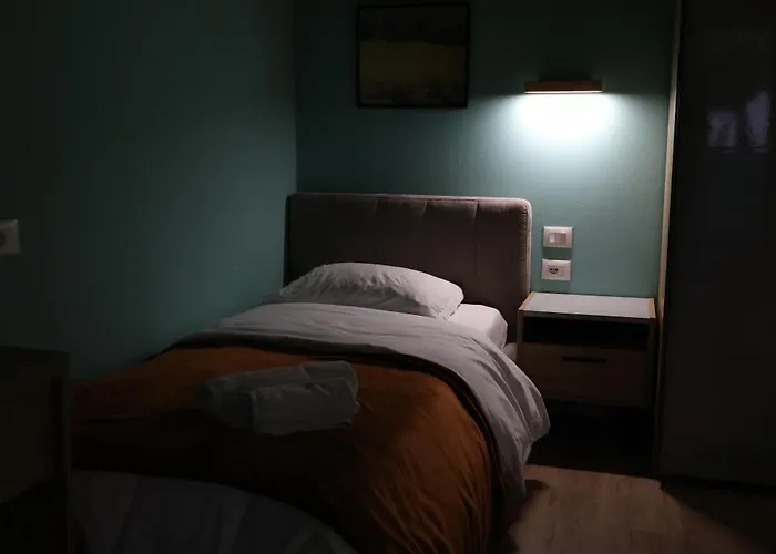 Small Boutique & Garden Appartement Tirana