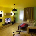 Small Boutique&garden * Tirana