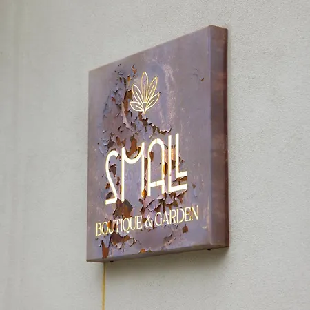 Small Boutique&garden *