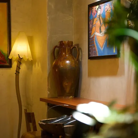 Small Boutique & Garden Apartament *