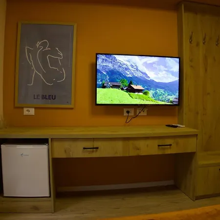 Apartament Small Boutique & Garden