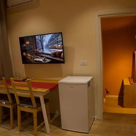 Small Boutique & Garden Apartmán