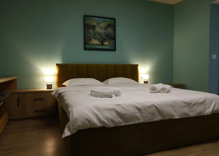 Apartment Small Boutique & Garden Tirana